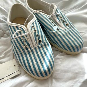 American apparel tennis shoe